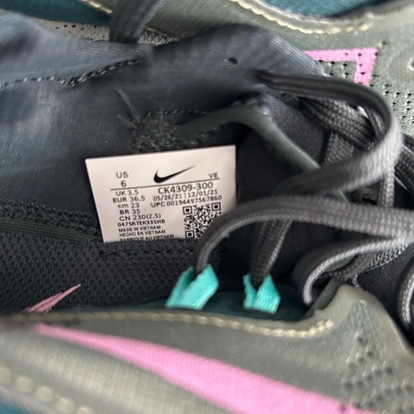 NEW! Nike Pegasus Trail 2 (Womens Size 6) - Picture 5 of 5